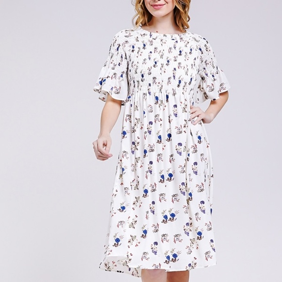 FLORAL SMOCK DETAIL DRESS - Picture 1 of 3